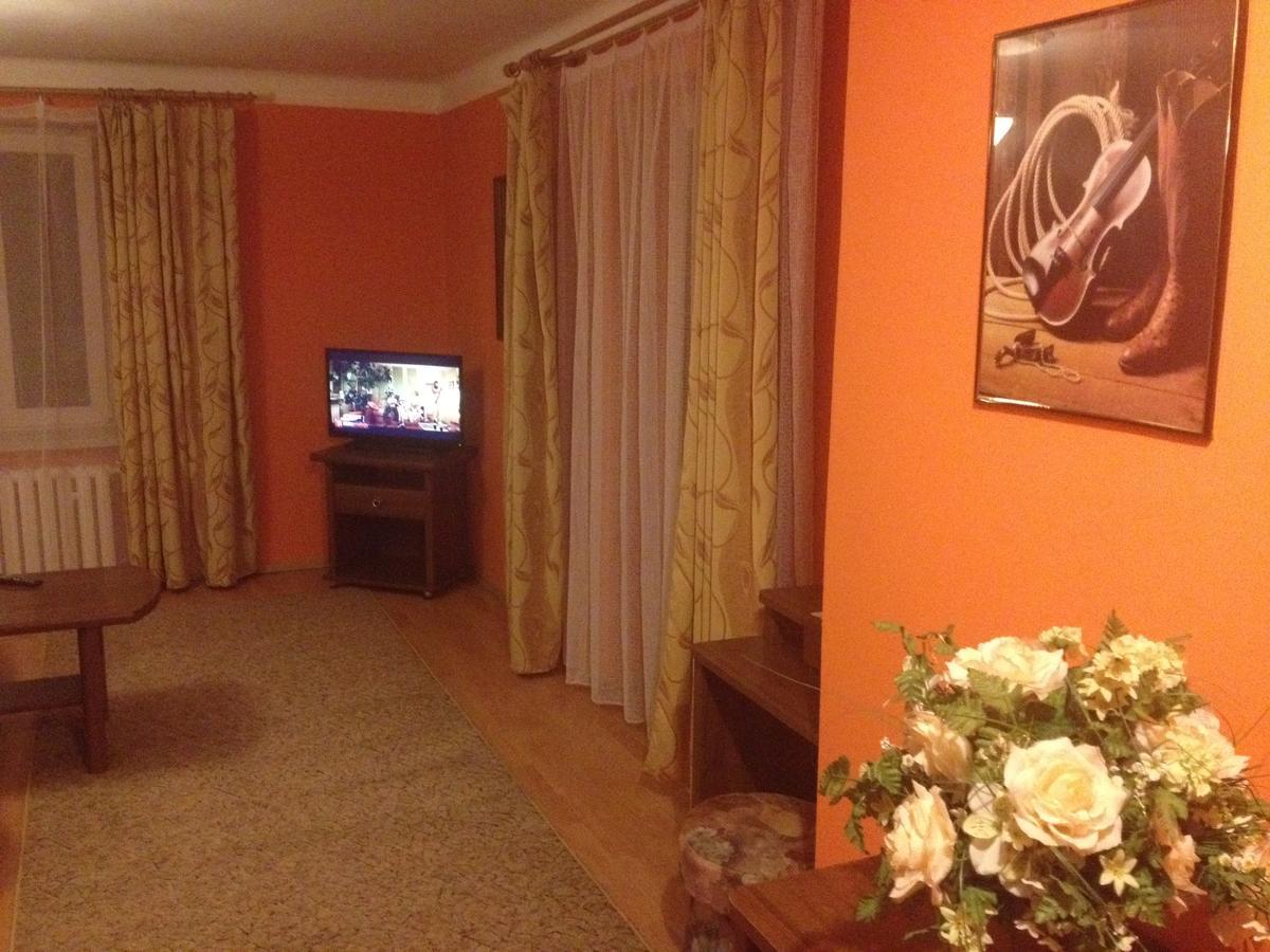 Hotel Mis Bochnia Ngoại thất bức ảnh