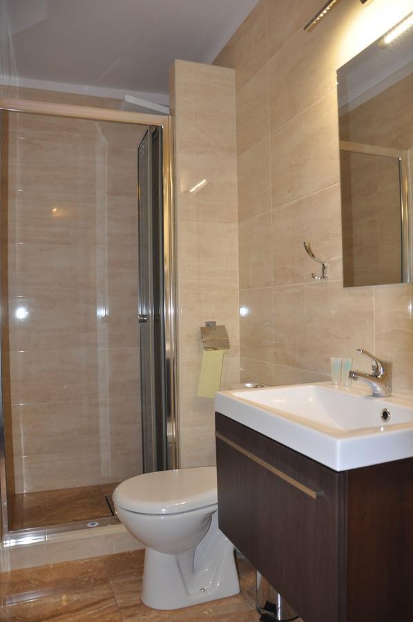 Hotel Mis Bochnia Ngoại thất bức ảnh