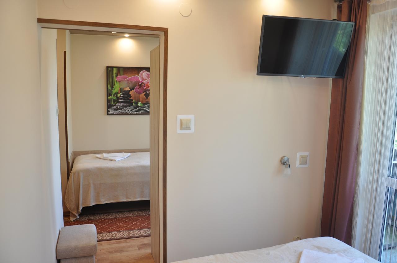 Hotel Mis Bochnia Ngoại thất bức ảnh