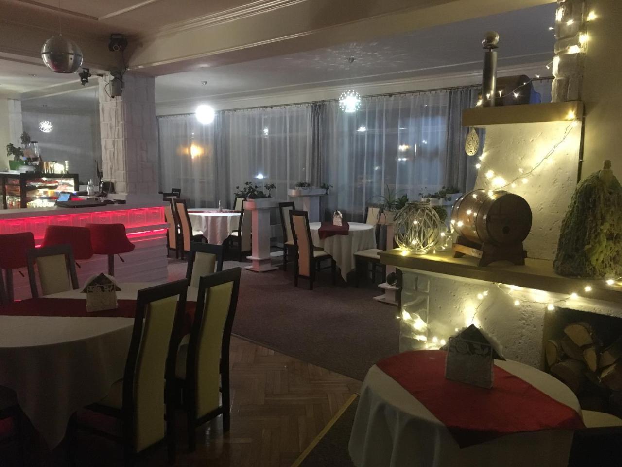 Hotel Mis Bochnia Ngoại thất bức ảnh